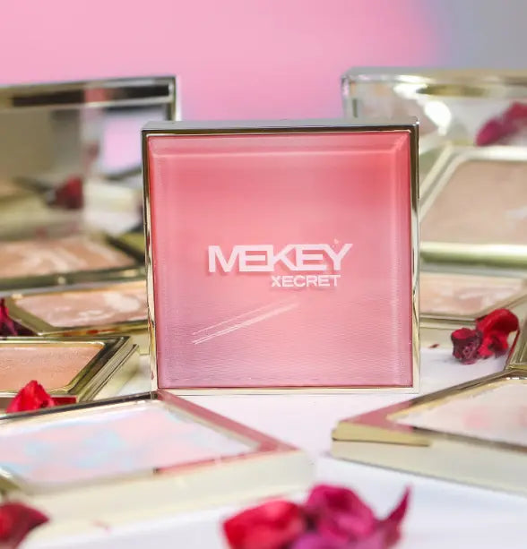𝐌𝐞𝐤𝐞𝐲𝐱𝐞𝐜𝐫𝐞𝐭 𝐋𝐮𝐦𝐢𝐧𝐨𝐮𝐬 𝐆𝐥𝐨𝐰 𝐇𝐢𝐠𝐡𝐥𝐢𝐠𝐡𝐭𝐞𝐫: Shine Bright with All-Day Radiance - Illuminating Makeup Must-Have!